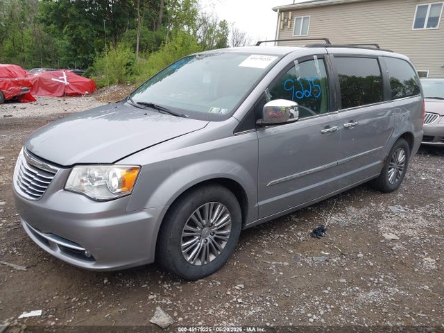 2014 Chrysler Town & Country Touring-l მანქანა იყიდება აუქციონზე, vin: 2C4RC1CGXER192232, აუქციონის ნომერი: 45179225