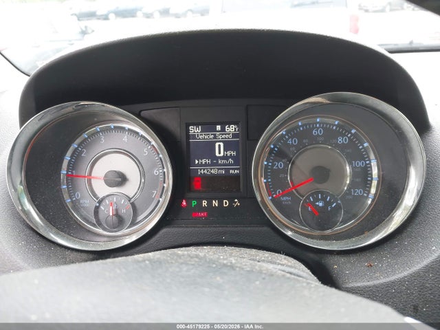 2014 Chrysler Town & Country Touring-l მანქანა იყიდება აუქციონზე, vin: 2C4RC1CGXER192232, აუქციონის ნომერი: 45179225