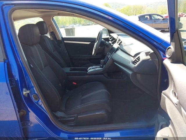 45179230 :رقم المزاد ، 19XFC1F33GE203717 vin ، 2016 Honda Civic Ex-t مزاد بيع