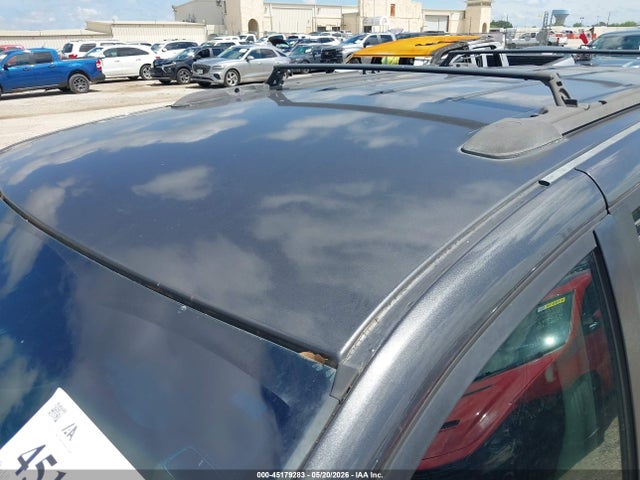 2015 Chrysler Town & Country Touring მანქანა იყიდება აუქციონზე, vin: 2C4RC1BG6FR752203, აუქციონის ნომერი: 45179283