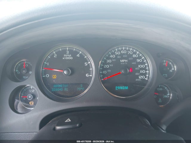 45179289 :رقم المزاد ، 1GNUCCE00AR179759 vin ، 2010 Chevrolet Tahoe Ltz مزاد بيع