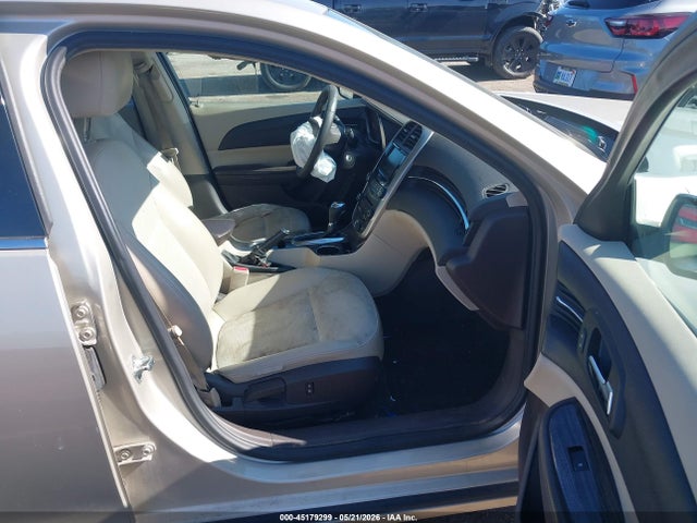 Продажа на аукционе авто 2015 Chevrolet Malibu 1lt, vin: 1G11C5SL4FF242188, номер лота: 45179299