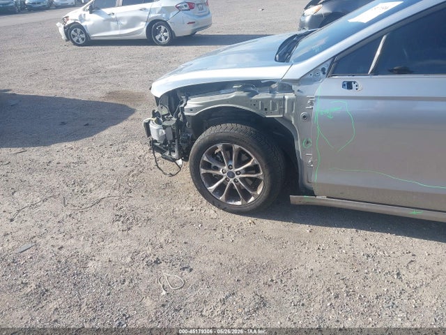45179306 :رقم المزاد ، 3FA6P0HD9LR143195 vin ، 2020 Ford Fusion Se مزاد بيع