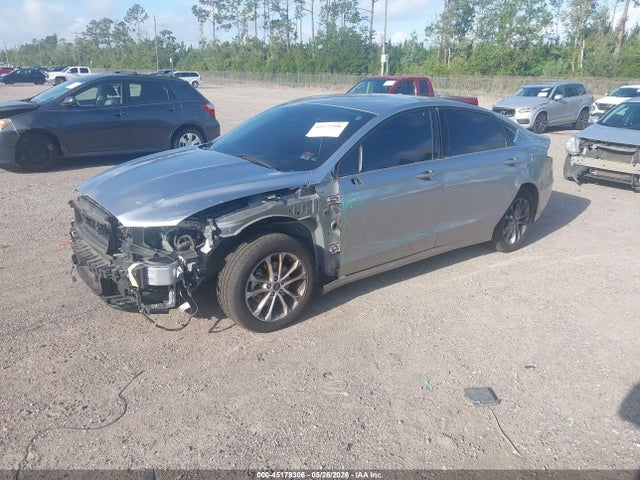 45179306 :رقم المزاد ، 3FA6P0HD9LR143195 vin ، 2020 Ford Fusion Se مزاد بيع