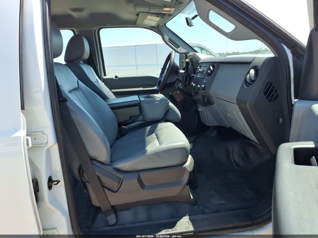 Ford F-350 Chassis Xl 2015 1FD8W3H67FED45531 Image 5