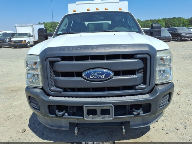Ford F-350 Chassis Xl 2015 1FD8W3H67FED45531 Image 6