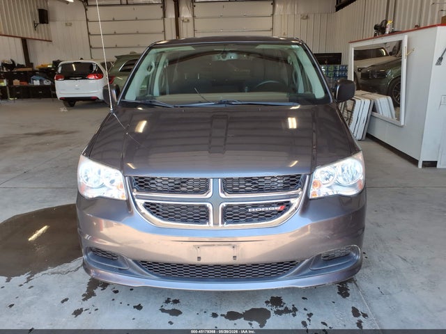 45179365 :رقم المزاد ، 2C4RDGBGXHR712595 vin ، 2017 Dodge Grand Caravan Se مزاد بيع