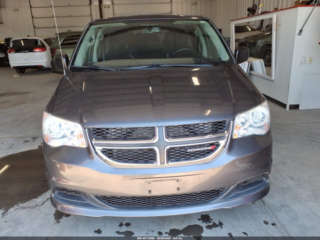 45179365 :رقم المزاد ، 2C4RDGBGXHR712595 vin ، 2017 Dodge Grand Caravan Se مزاد بيع