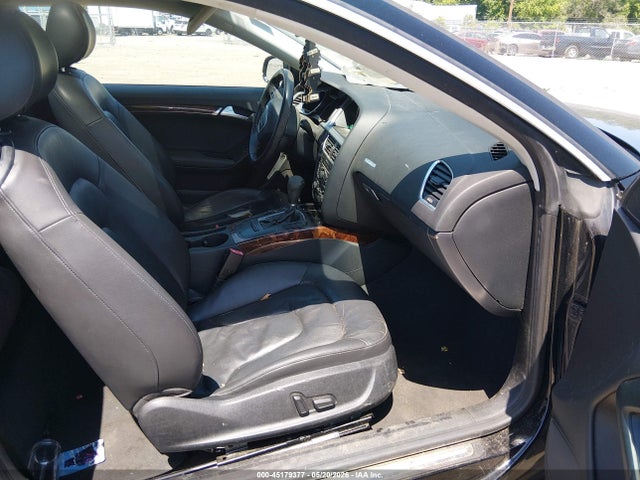 2011 Audi A5 2.0t Premium მანქანა იყიდება აუქციონზე, vin: WAULFAFR3BA031826, აუქციონის ნომერი: 45179377