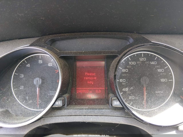 2011 Audi A5 2.0t Premium მანქანა იყიდება აუქციონზე, vin: WAULFAFR3BA031826, აუქციონის ნომერი: 45179377