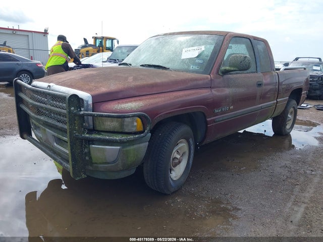 2001 Dodge Ram 1500 St მანქანა იყიდება აუქციონზე, vin: 3B7HC13Y61M548648, აუქციონის ნომერი: 45179389