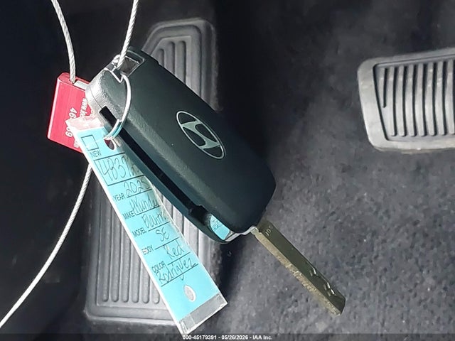 KMHLL4DG3SU007678 Hyundai ELANTRA SE