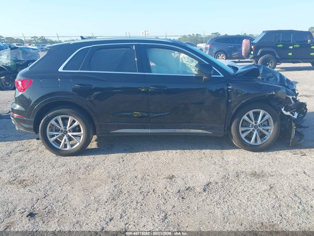 Продаж на аукціоні авто 2023 Audi Q3 Premium 45 Tfsi S Line Quattro Tiptronic, vin: WA1DECF31P1084589, номер лоту: 45179392