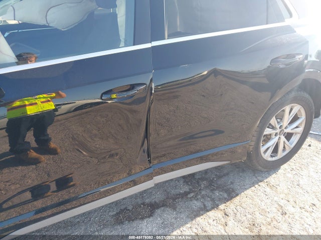 Продаж на аукціоні авто 2023 Audi Q3 Premium 45 Tfsi S Line Quattro Tiptronic, vin: WA1DECF31P1084589, номер лоту: 45179392