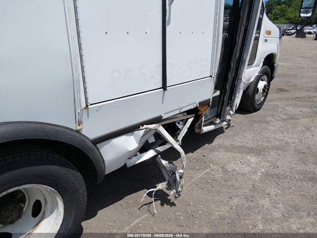 45179399 :رقم المزاد ، 1FDEE3FL0DDB00085 vin ، 2013 Ford E-350 Cutaway مزاد بيع