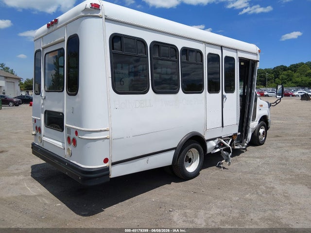 45179399 :رقم المزاد ، 1FDEE3FL0DDB00085 vin ، 2013 Ford E-350 Cutaway مزاد بيع