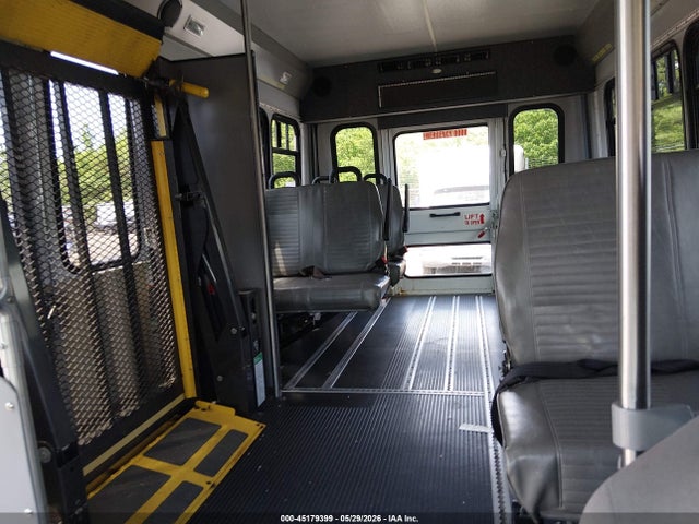 45179399 :رقم المزاد ، 1FDEE3FL0DDB00085 vin ، 2013 Ford E-350 Cutaway مزاد بيع