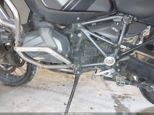 Продажа на аукционе авто 2021 Bmw R 1250 Gs Adventure, vin: WB10M1304M6D83871, номер лота: 45179427