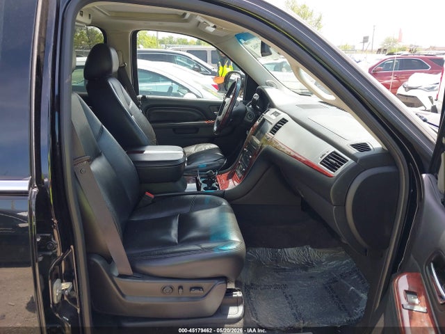 Aukcja sprzedaży 2011 Cadillac Escalade Esv Premium, vin: 1GYS4JEF5BR353911, numer aukcji: 45179462