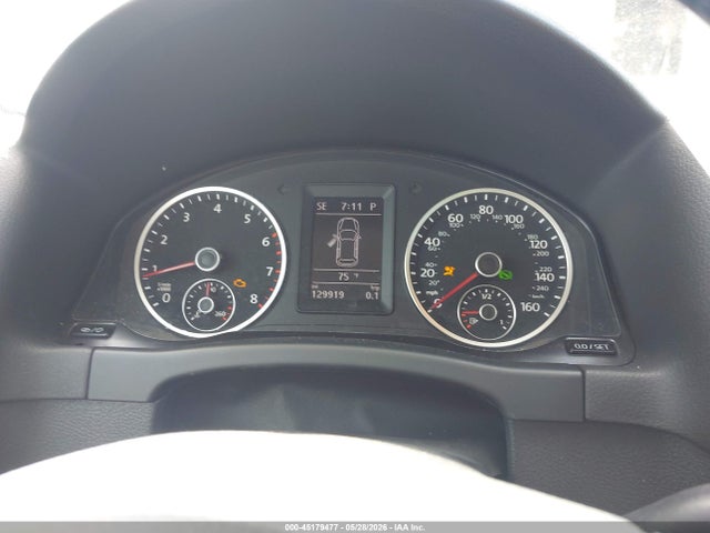 WVGSV7AX2HK002486 Volkswagen Tiguan 2.0t Wolfsburg Edition