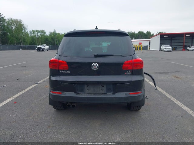 45179480 :رقم المزاد ، WVGSV7AX0HW508908 vin ، 2017 Volkswagen Tiguan 2.0t Wolfsburg Edition مزاد بيع
