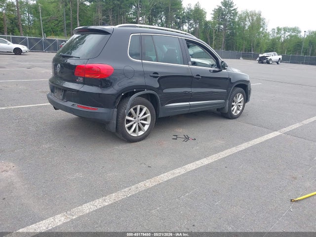 45179480 :رقم المزاد ، WVGSV7AX0HW508908 vin ، 2017 Volkswagen Tiguan 2.0t Wolfsburg Edition مزاد بيع