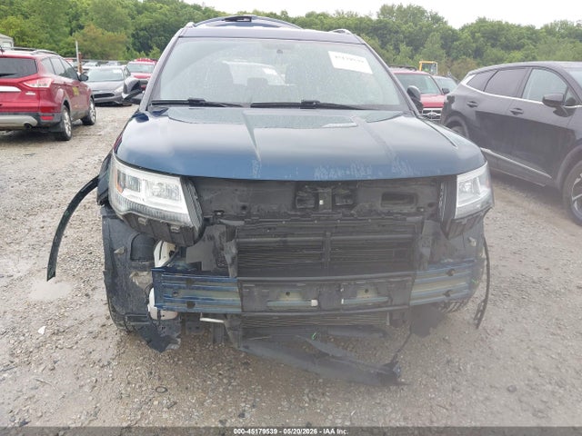 45179539 :رقم المزاد ، 1FM5K7D81HGE21068 vin ، 2017 Ford Explorer Xlt مزاد بيع