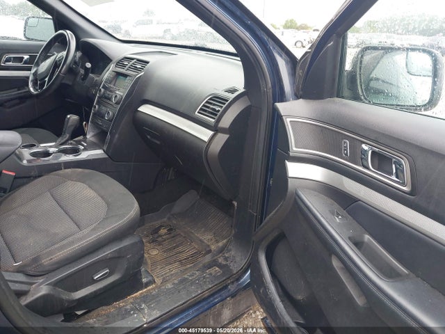 45179539 :رقم المزاد ، 1FM5K7D81HGE21068 vin ، 2017 Ford Explorer Xlt مزاد بيع