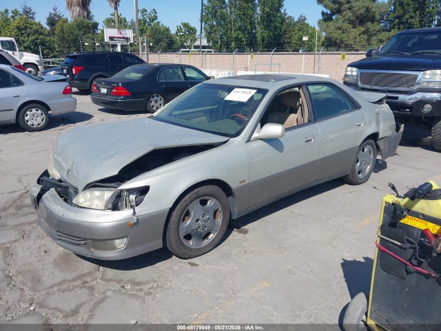 45179549 :رقم المزاد ، JT8BF28G710312739 vin ، 2001 Lexus Es 300 مزاد بيع