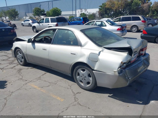 45179549 :رقم المزاد ، JT8BF28G710312739 vin ، 2001 Lexus Es 300 مزاد بيع