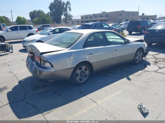 45179549 :رقم المزاد ، JT8BF28G710312739 vin ، 2001 Lexus Es 300 مزاد بيع