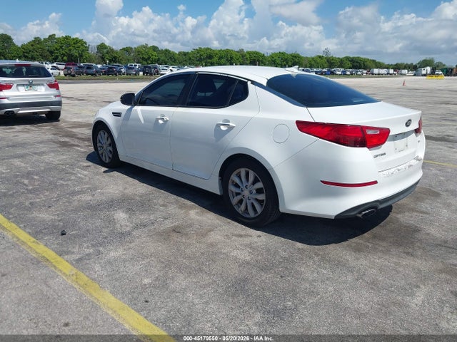 2015 Kia Optima Lx მანქანა იყიდება აუქციონზე, vin: 5XXGM4A7XFG443348, აუქციონის ნომერი: 45179550