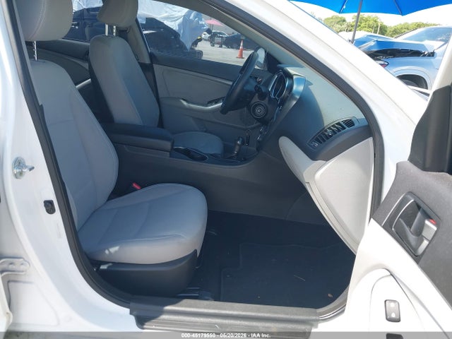 2015 Kia Optima Lx მანქანა იყიდება აუქციონზე, vin: 5XXGM4A7XFG443348, აუქციონის ნომერი: 45179550