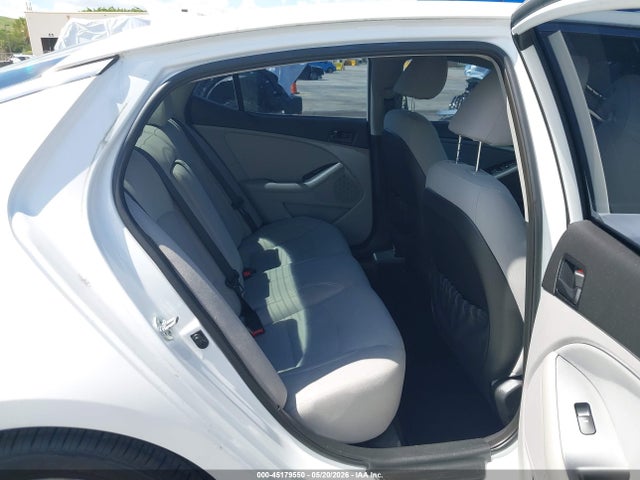 2015 Kia Optima Lx მანქანა იყიდება აუქციონზე, vin: 5XXGM4A7XFG443348, აუქციონის ნომერი: 45179550
