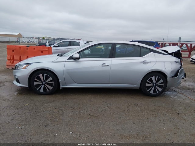 1N4BL4DVXMN353695 Nissan Altima Sv Fwd