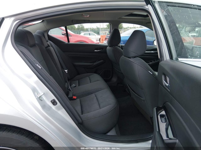 1N4BL4DVXMN353695 Nissan Altima Sv Fwd