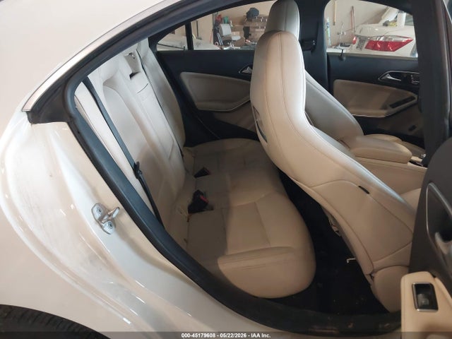 45179608 :رقم المزاد ، WDDSJ4EB8JN594693 vin ، 2018 Mercedes-benz Cla 250 مزاد بيع