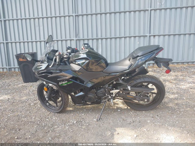 45179659 :رقم المزاد ، ML5EXGG15RDA22670 vin ، 2024 Kawasaki Ex500 مزاد بيع