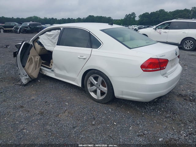 Aukcja sprzedaży 2015 Volkswagen Passat 1.8t Limited Edition, vin: 1VWAS7A33FC108536, numer aukcji: 45179682