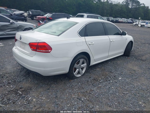 Aukcja sprzedaży 2015 Volkswagen Passat 1.8t Limited Edition, vin: 1VWAS7A33FC108536, numer aukcji: 45179682