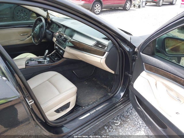 45179686 :رقم المزاد ، WBAFR7C55BC806219 vin ، 2011 Bmw 535i مزاد بيع