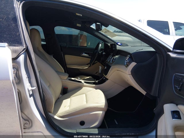 2014 Mercedes-benz Cla 250 მანქანა იყიდება აუქციონზე, vin: WDDSJ4EB1EN113169, აუქციონის ნომერი: 45179699