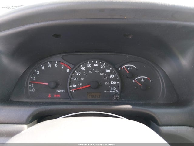 45179760 :رقم المزاد ، JS3TY92V824105644 vin ، 2002 Suzuki Xl-7 Limited/plus/standard/touring مزاد بيع