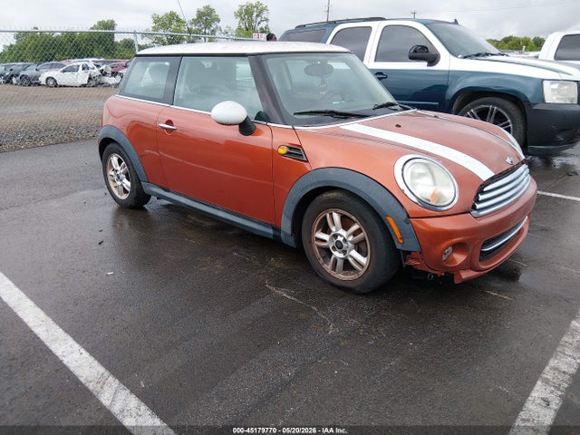 45179770 :رقم المزاد ، WMWSU3C52BT092586 vin ، 2011 Mini Cooper مزاد بيع