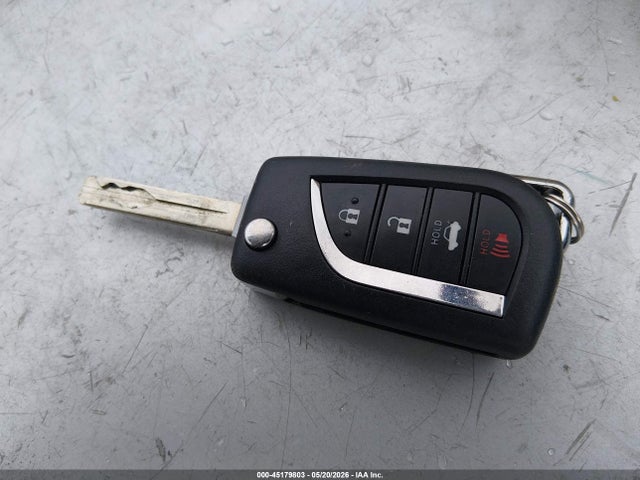 45179803 :رقم المزاد ، 4T1B11HK4JU064128 vin ، 2018 Toyota Camry Le مزاد بيع