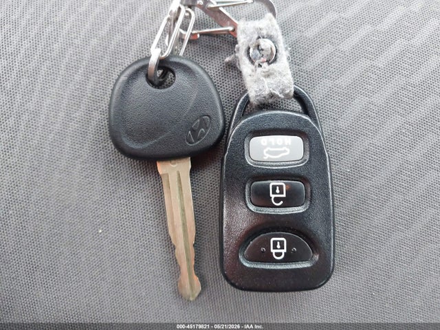 2016 Hyundai Elantra Se მანქანა იყიდება აუქციონზე, vin: 5NPDH4AE6GH674095, აუქციონის ნომერი: 45179821