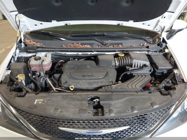 Chrysler Voyager Lxi 2020 2C4RC1DG7LR156817 Image 10