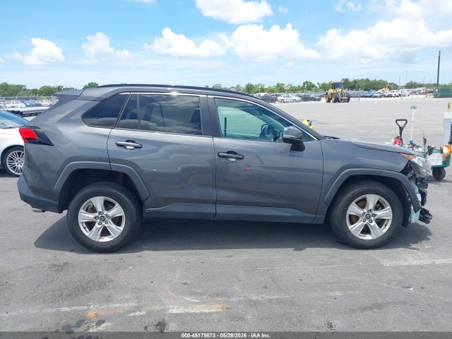 Продажа на аукционе авто 2021 Toyota Rav4 Xle, vin: 2T3W1RFV7MW118594, номер лота: 45179873