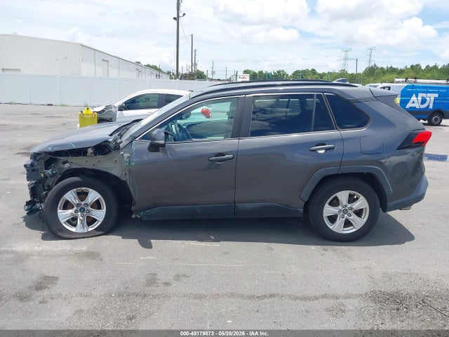 Продажа на аукционе авто 2021 Toyota Rav4 Xle, vin: 2T3W1RFV7MW118594, номер лота: 45179873
