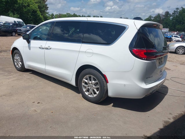 Chrysler Pacifica Touring L 2024 2C4RC1BG5RR112780 Image 3